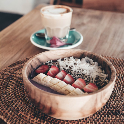 vegan places to eat in the world, happy cow, vegan food, vegan recipes, vegan life, plant-based food, plant-based restaurants, conscious living