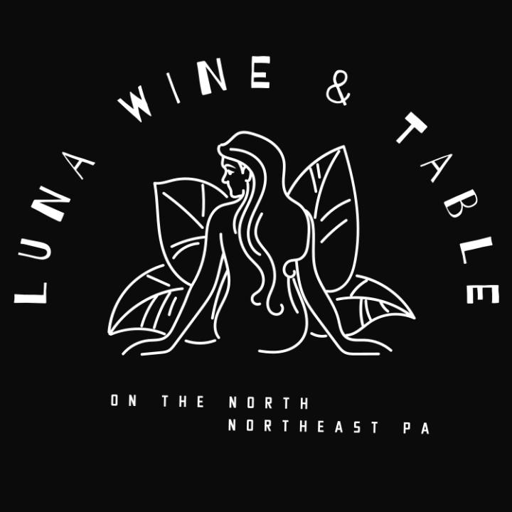 LUNA Wine & Table